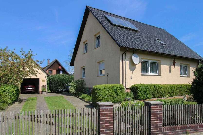 Haus zum Kaufen in Tiddische 299.000 € 140.87 m²