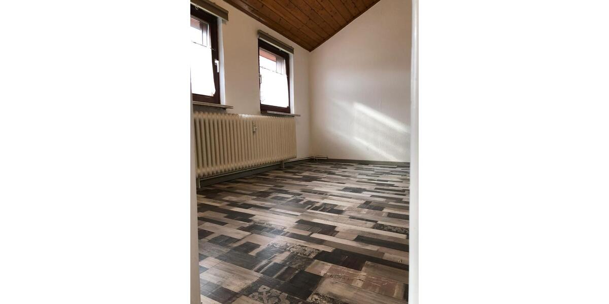 Schöne 3 Zimmer Haushälfte 3 zimmer