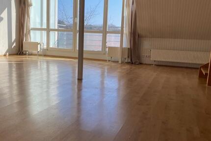 Helle Wohnung mit Dachterrasse im Östlichen Ringgebiet 2 zimmer