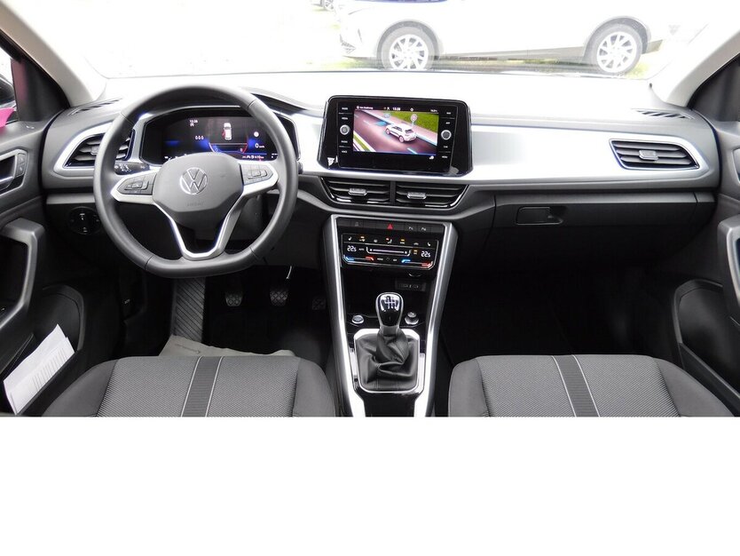 VW T-Roc 1.0 Life TSI BMT Navi Klima Alu 3.100 km 22.990 € Vordorf 38533