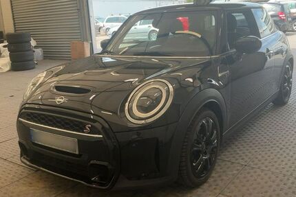 Mini Cooper S 84.000 km 18.990 &euro; Wolfsburg 38444