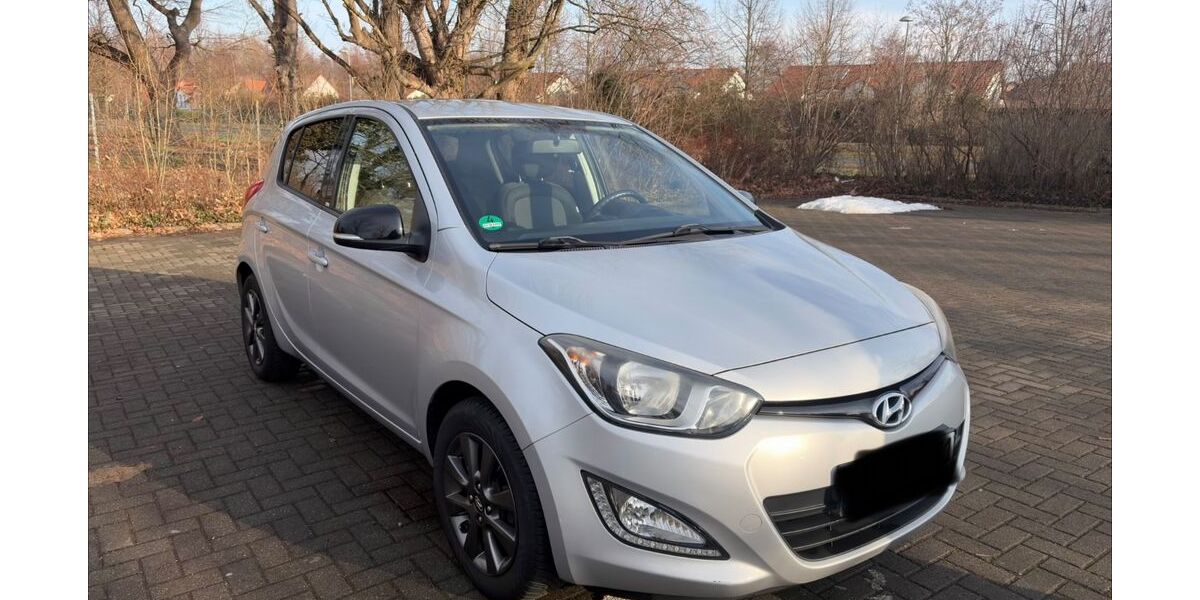 Hyundai i20 75.950 km 6.000 &euro; Braunschweig 38124