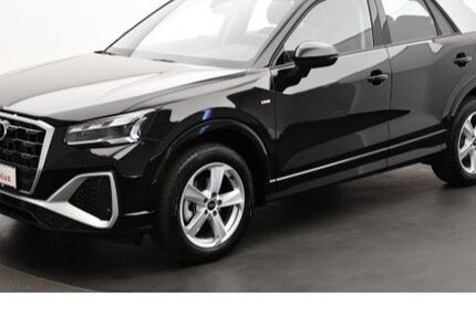 Audi Q2 3.599 km 30.490 &euro; Wolfsburg 38440