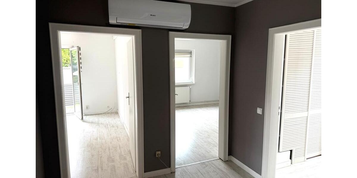 Doppelhaushälfte Helmstedt - 6 Zimmer, 200 m&sup2;, 1.600&euro; | Angebot:25049139