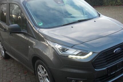 Ford Tourneo Connect 149.000 km 14.900 € Didderse 38530