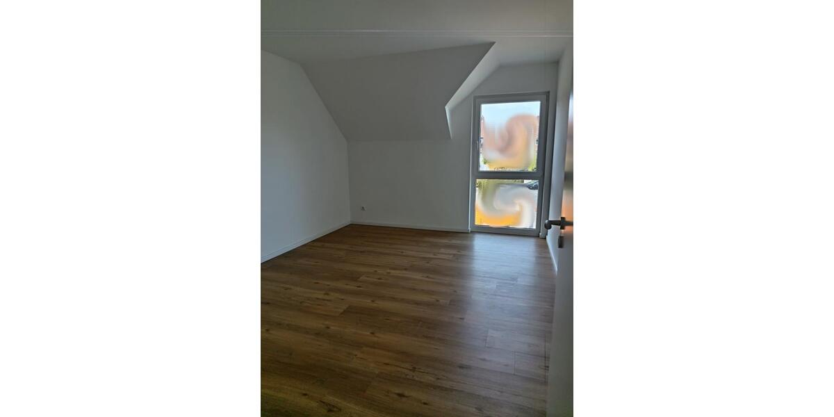 NEUBAU- Energieeffiziente DHH m. EBK Wärmepumpe in ruhiger Lage 4 zimmer