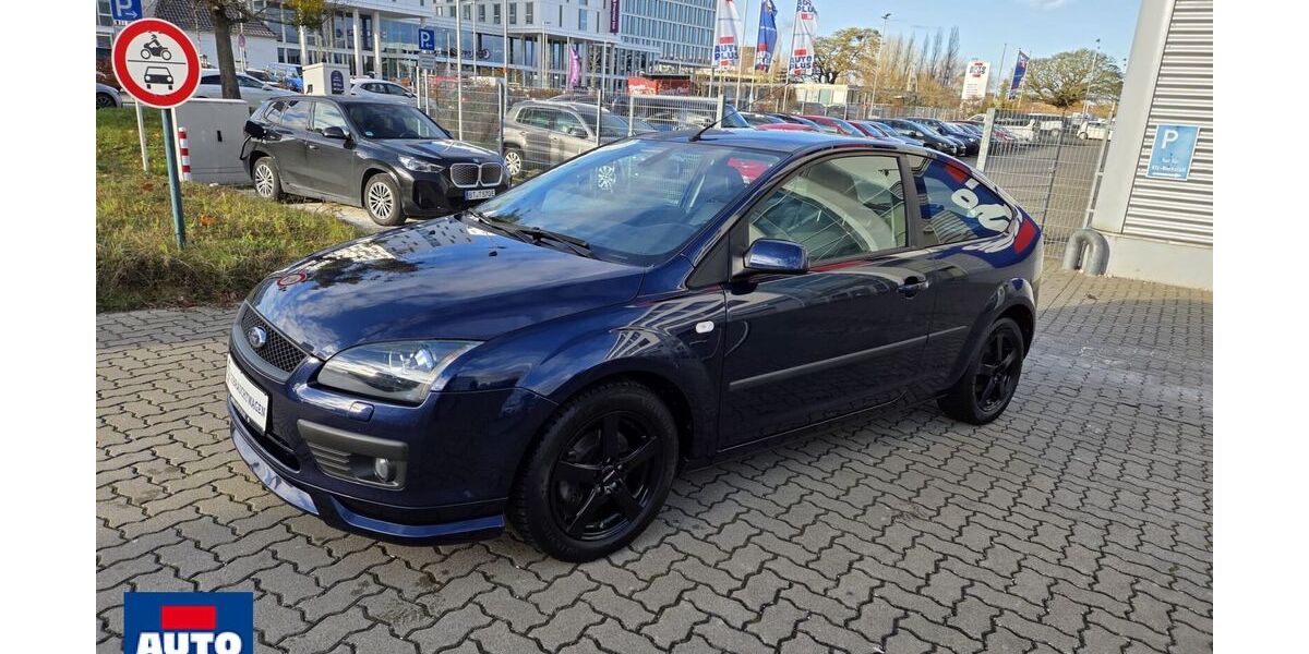 Ford Focus 83.923 km 5.999 € Wolfsburg 38446