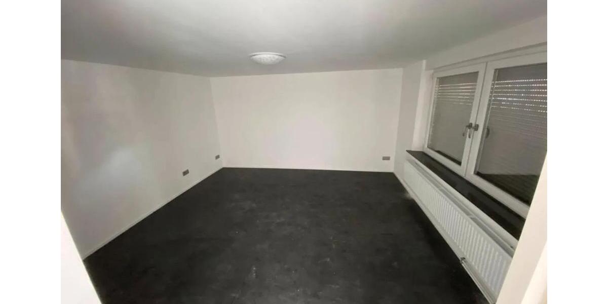 Erdgeschoßwohnung Rühen - 3 Zimmer, 90 m&sup2;, 800&euro; | Angebot:25843005