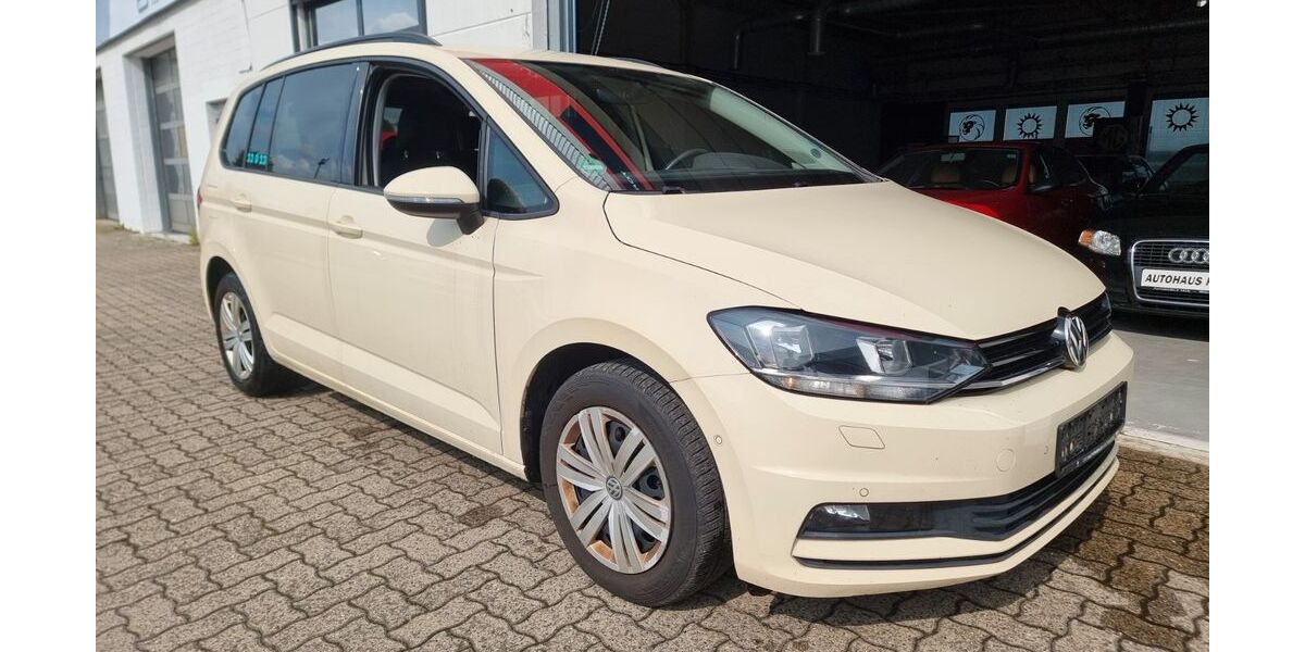 VW Touran 252.490 km 7.995 € Wolfsburg 38446