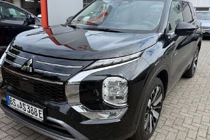 Mitsubishi Outlander 4.500 km 47.880 &euro; Braunschweig 38126