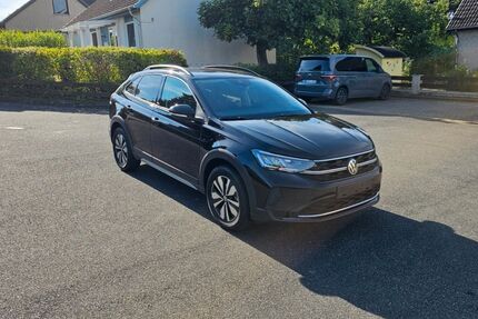 VW Taigo 16.000 km 20.300 &euro; Wolfsburg 38442