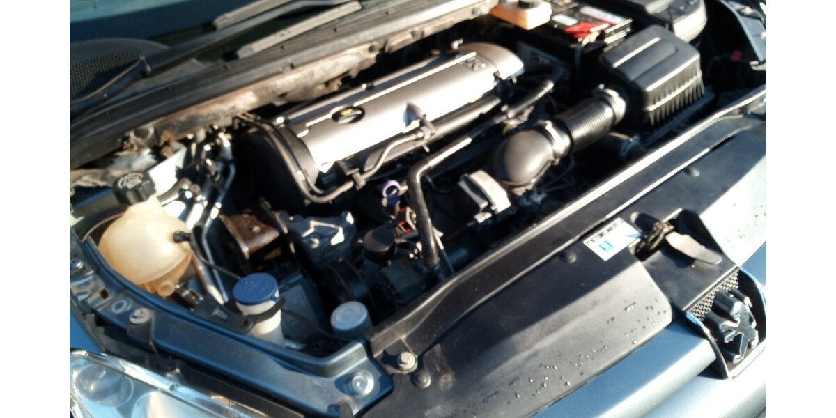 Peugeot 307 CC 91.000 km 4.200 € Helmstedt 38350