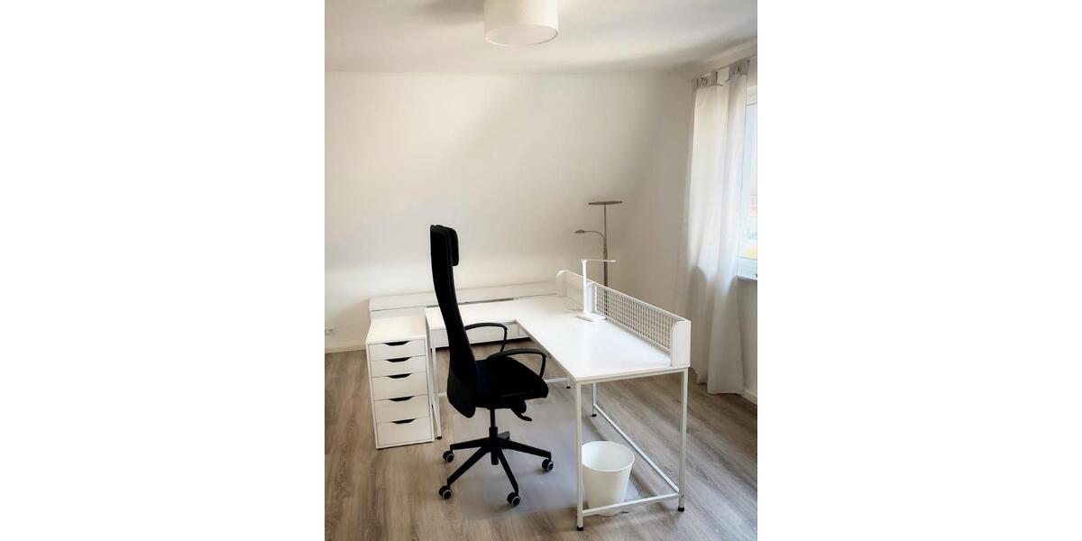 Etagenwohnung Rühen - 4 Zimmer, 75 m&sup2;, 1.050&euro; | Angebot:25519810