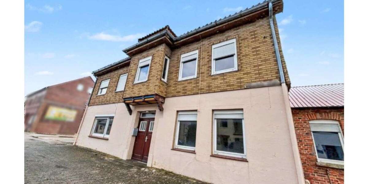 Einfamilienhaus Brome - 10 Zimmer, 233 m&sup2;, 175.000&euro; | Angebot:26339188