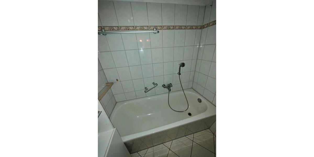 3 Zimmer Erdgeschoß Wohnung 3 zimmer