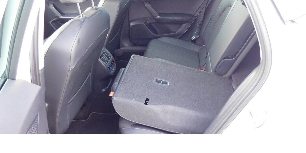 Cupra Formentor 1.5 TSI BMT Klima LED Navi AHK 27.200 km 23.990 € Vordorf 38533