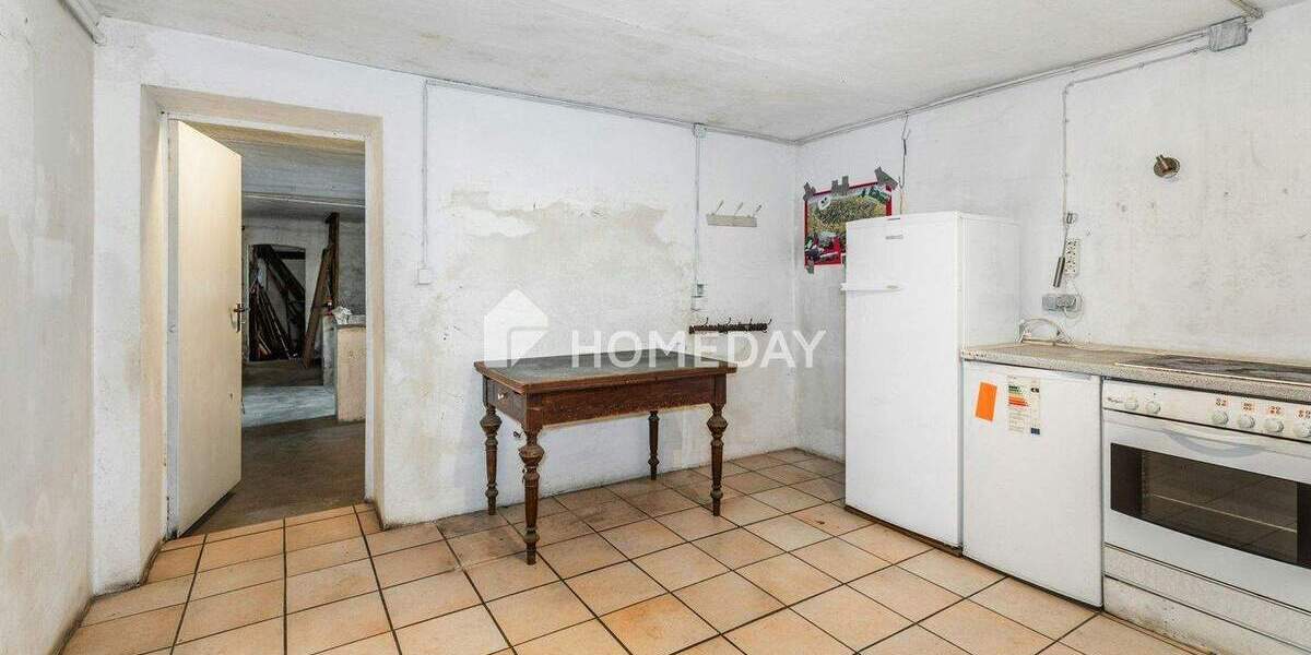 Einfamilienhaus Rühen - 7 Zimmer, 190 m&sup2;, 149.000&euro; | Angebot:25773238