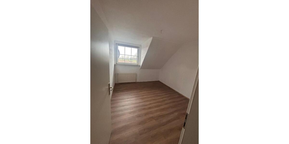 Reihenhaus Ehra-Lessien Lessien - 5 Zimmer, 145 m&sup2;, 890&euro; | Angebot:26470333