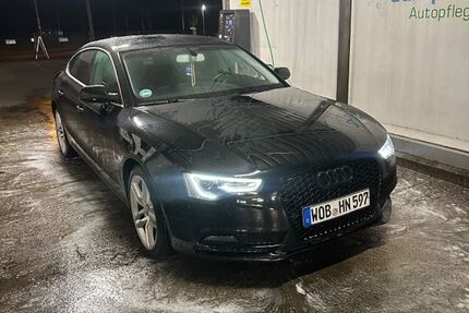 Audi A5 204.000 km 13.500 &euro; wolfsburg 38444