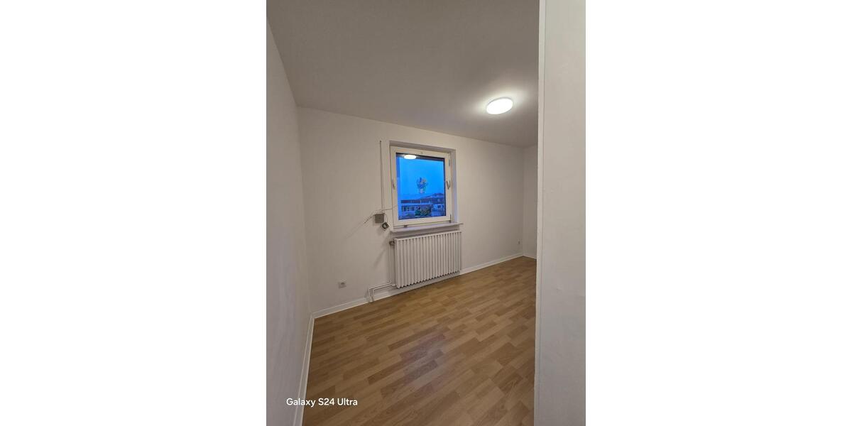 Reihenhaus Braunschweig Nordstadt - 4 Zimmer, 102 m&sup2;, 1.200&euro; | Angebot:25410111