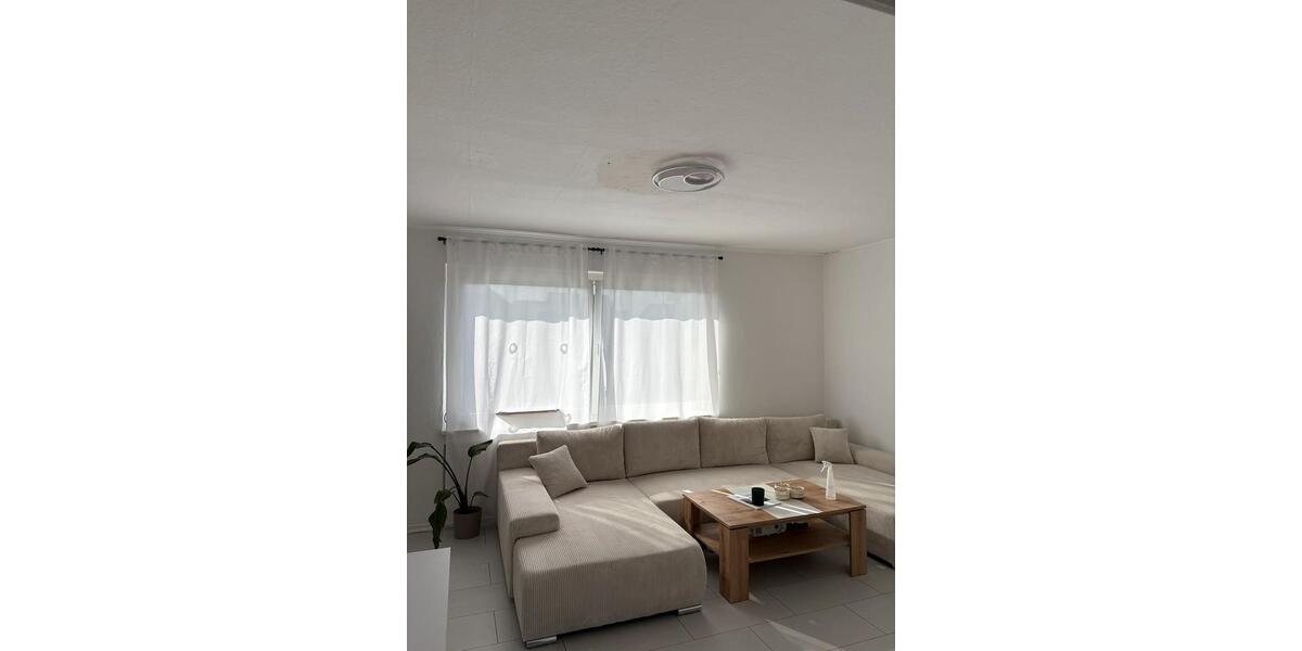 Dachgeschoßwohnung Gifhorn - 2.5 Zimmer, 65 m&sup2;, 650&euro; | Angebot:25867750