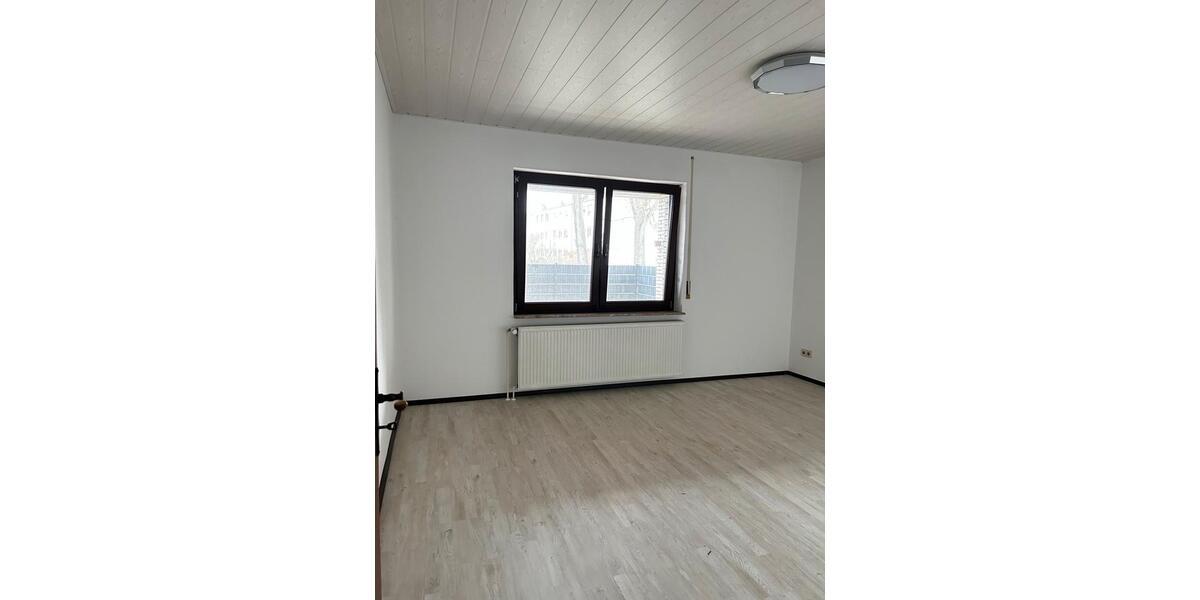 Bungalow Königslutter am Elm - 4 Zimmer, 117 m&sup2;, 1.200&euro; | Angebot:25116320