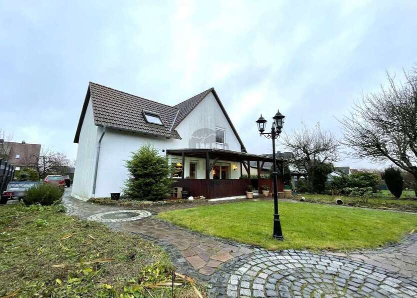Haus zum Kaufen in Braunschweig Hondelage 599.000 € 273 m²