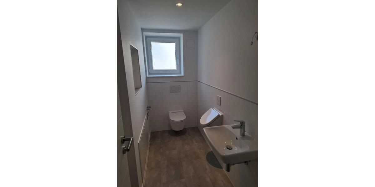 Etagenwohnung Braunschweig Lehndorf-Watenbüttel - 4 Zimmer, 126 m&sup2;, 1.450&euro; | Angebot:26313174