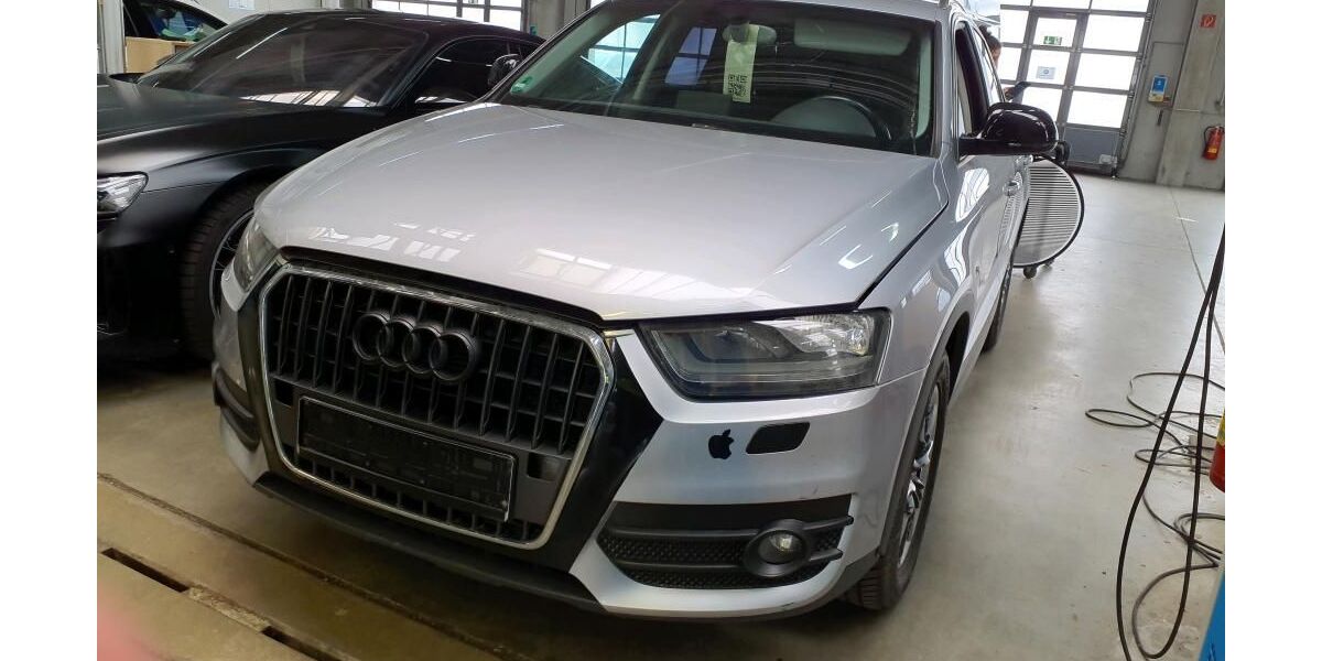 Audi Q3 152.594 km 10.990 &euro; Braunschweig 38122