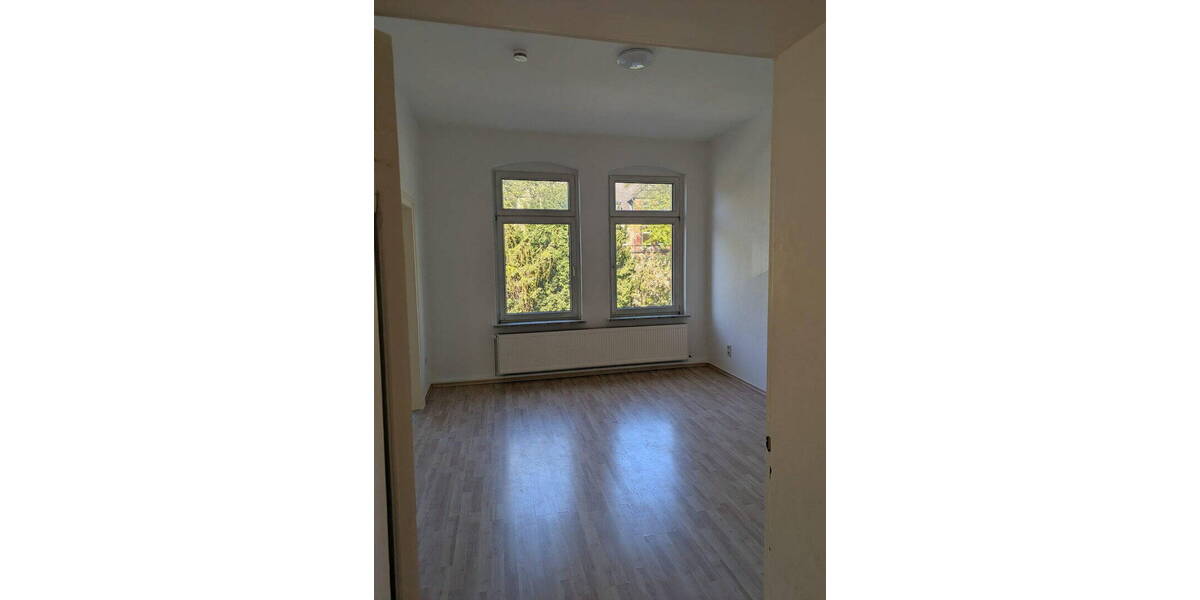 Etagenwohnung Helmstedt Emmerstedt - 4 Zimmer, 100 m&sup2;, 650&euro; | Angebot:26737400