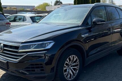 VW Touareg 366.676 km 20.990 &euro; Braunschweig 38122