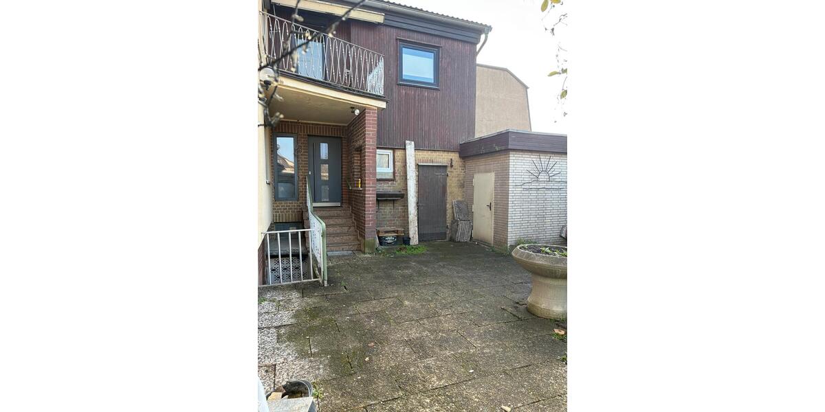 Doppelhaushälfte Helmstedt - 6 Zimmer, 140 m&sup2;, 280.000&euro; | Angebot:25364563