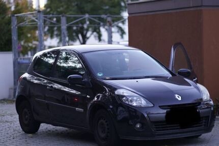 Renault Clio 212.000 km 999 &euro; Wolfsburg 38440