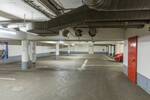 **Frisch renoviert** Zentrale Lage, 2 Zimmer, Balkon, guter Schnitt, Aufzug, Stellplatz