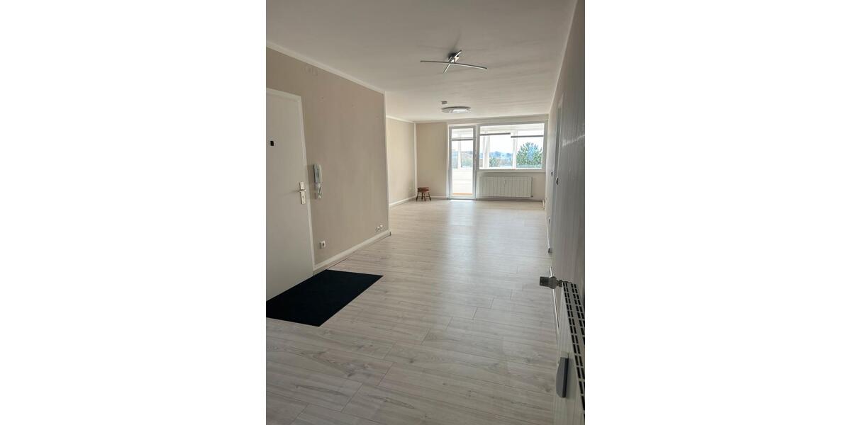 Etagenwohnung Wolfsburg Detmerode - 3 Zimmer, 83 m&sup2;, 150.000&euro; | Angebot:26021220