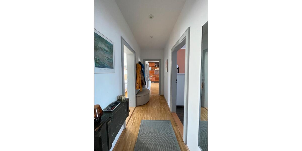 Etagenwohnung Wolfsburg - 4 Zimmer, 96 m&sup2;, 840&euro; | Angebot:25394131