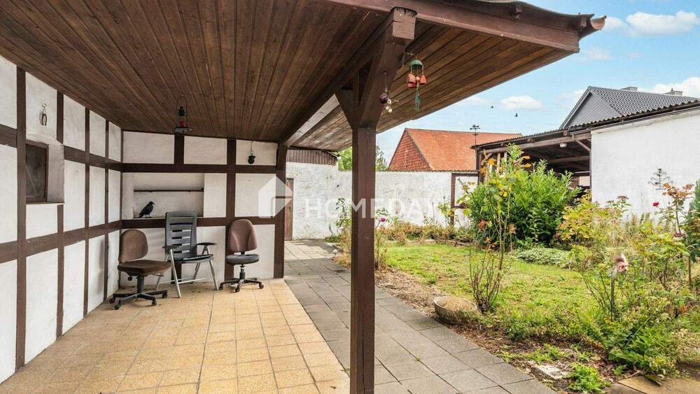 Einfamilienhaus Rühen - 7 Zimmer, 190 m&sup2;, 149.000&euro; | Angebot:25773238