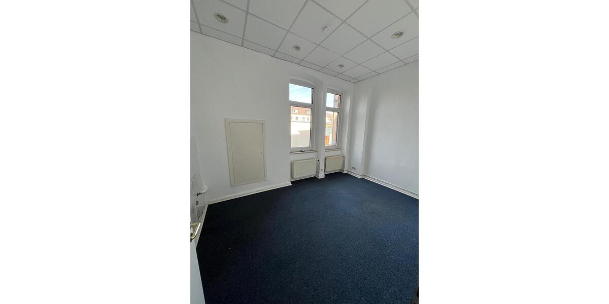 Etagenwohnung Braunschweig - 5 Zimmer, 129 m&sup2;, 1.250&euro; | Angebot:26321682