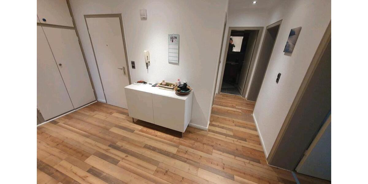 Etagenwohnung Wolfsburg Detmerode - 3 Zimmer, 75 m&sup2;, 695&euro; | Angebot:25370755