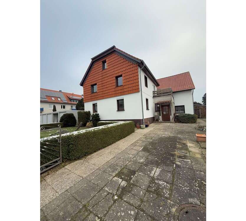 Wohnung zum Kaufen in Wendeburg 230.000 € 131 m²