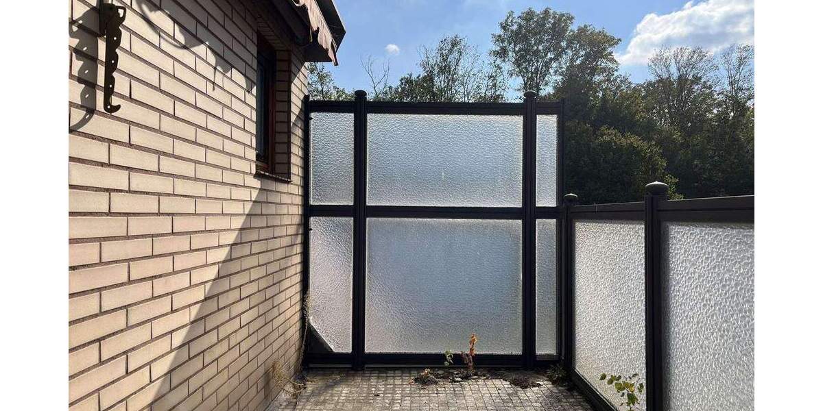 Waldrandlage: Doppelhaushälfte im Einfamilienhaus-Stil als Ihr neues Domizil? 4 zimmer