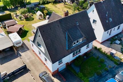 Erbpachtgrundstück - Zweifamilienhaus in ruhiger Sackgasse 9 zimmer