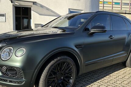 Bentley Bentayga 115.000 km 86.990 &euro; Braunschweig 38122