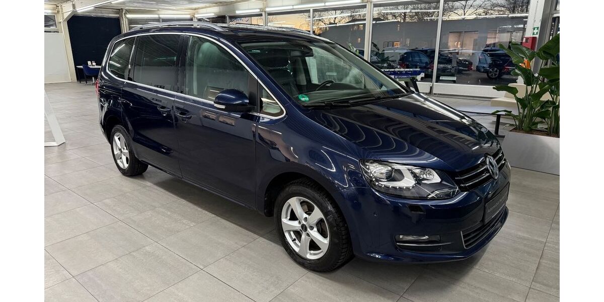 VW Sharan 218.000 km 9.990 € Braunschweig 38116