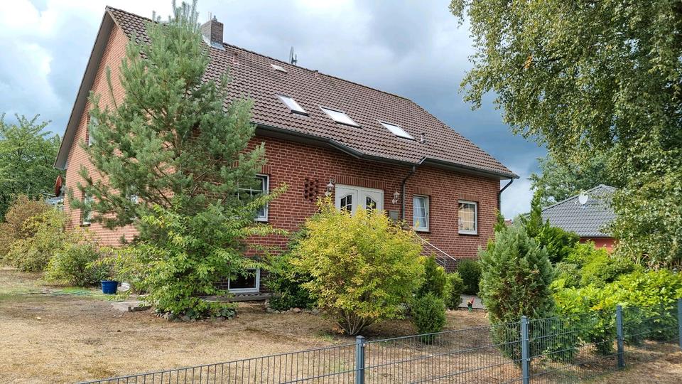 Wesendorf Kernort geräumige sanierte 3 Zimmerwohnung mit EBK 3 zimmer