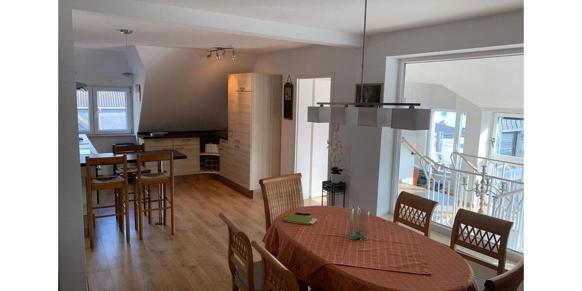 Dachgeschoßwohnung Jembke - 3.5 Zimmer, 120 m&sup2;, 950&euro; | Angebot:24465385