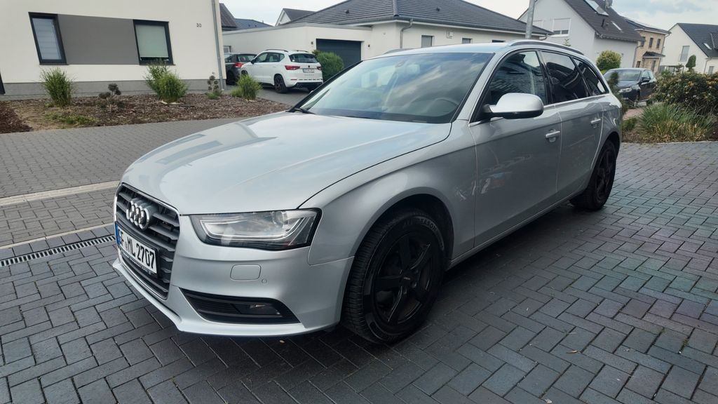 Audi A4 238.000 km 8.600 &euro; Rühen/Brechtorf 38471