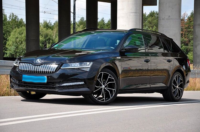 Skoda Superb 45.000 km 26.990 € Gifhorn 38518