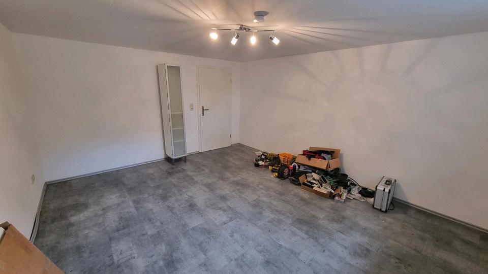 Wesendorf Kernort geräumige sanierte 3 Zimmerwohnung mit EBK 3 zimmer