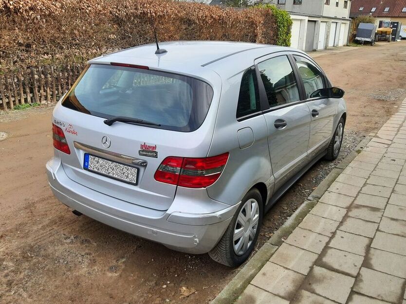B 200